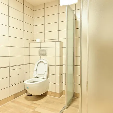 Apartment Wellness Na Vceli Lazne - Apispa - Apiterapeut-cz - 5 Procedur Karlsbad