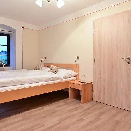 Appartement Wellness Na Vceli Lazne - Apispa - Apiterapeut-cz - 5 Procedur Karlsbad