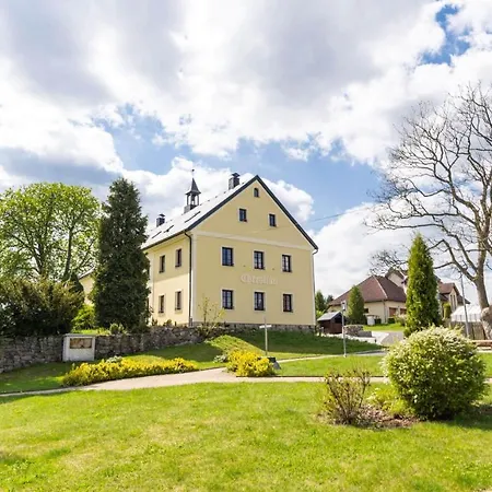 Wellness Na Vceli Lazne - Apispa - Apiterapeut-cz - 5 Procedur Apartment *