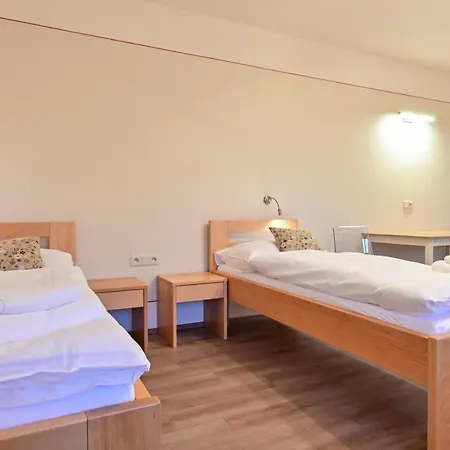 Wellness Na Vceli Lazne - Apispa - Apiterapeut-cz - 5 Procedur *