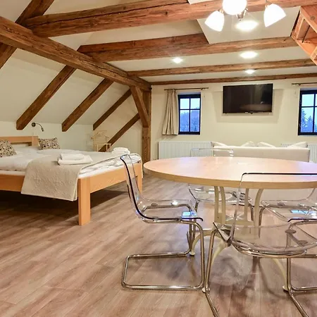 Wellness Na Vceli Lazne - Apispa - Apiterapeut-cz - 5 Procedur