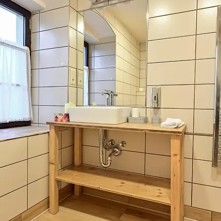 Apartment Wellness Na Vceli Lazne - Apispa - Apiterapeut-cz - 5 Procedur *